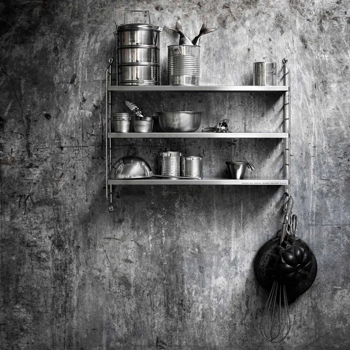 Édition limitée : l'étagère murale Pocket de String en acier inoxydable