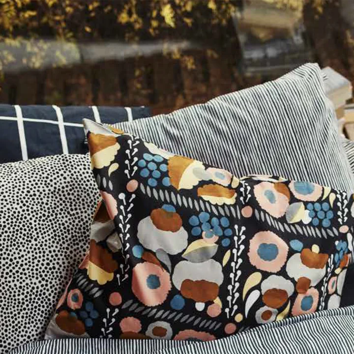 Varvunraita et Tiiliskivi de Marimekko