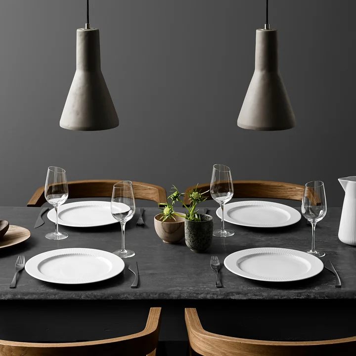 Série de vaisselle Legio Nova d'Eva Trio