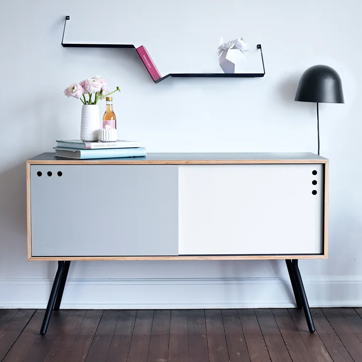 Étagère pliable et lampe murale Kuppi par Woud