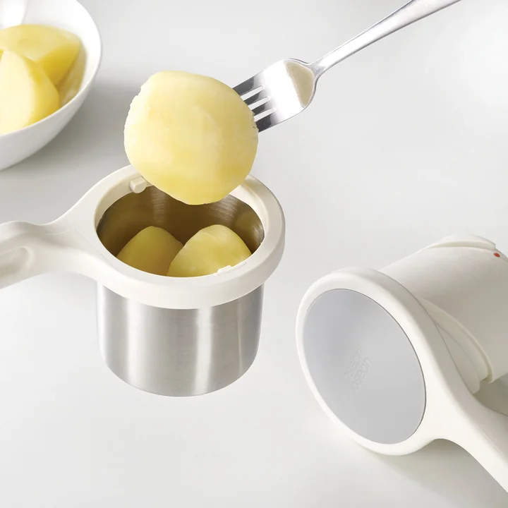 Helix Presse à pommes de terre de Joseph Joseph