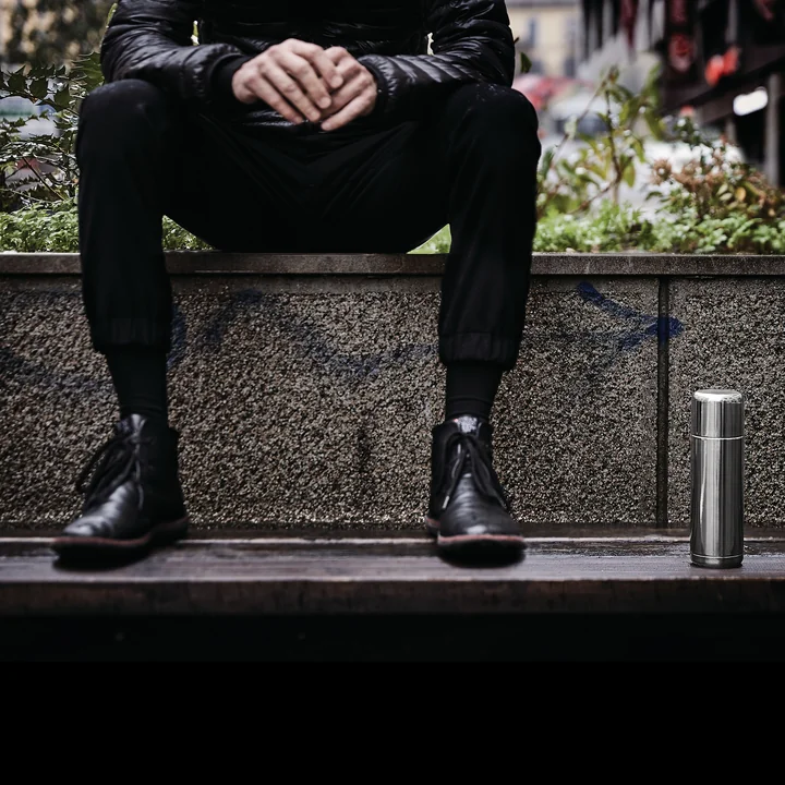 Bouteille thermos Nomu par Alessi