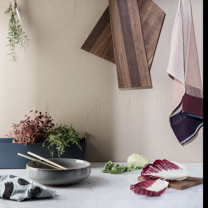 Torchon et boîte à plantes en tricot de Akin