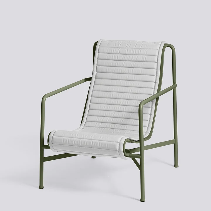 Palissade Quilted Cushion pour Lounge Chair High de HAY