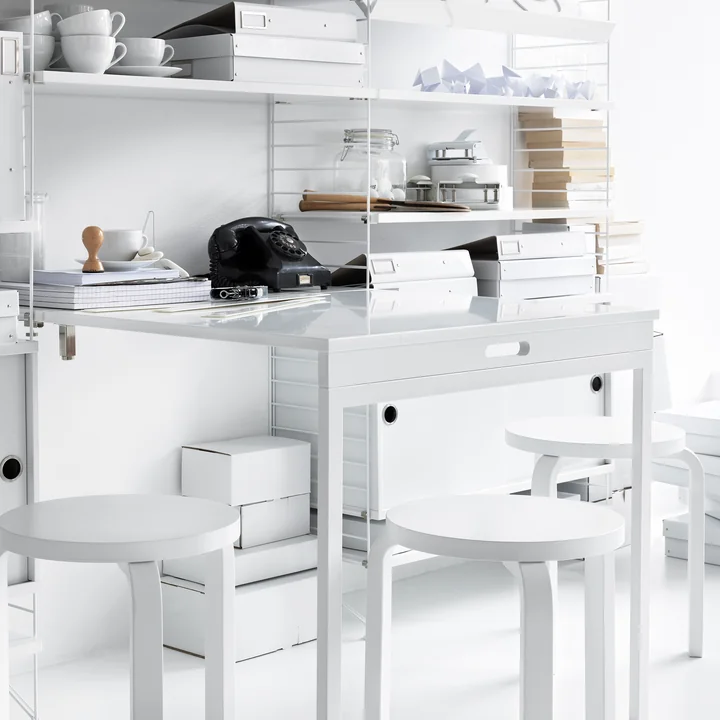 Table pliante de String en blanc