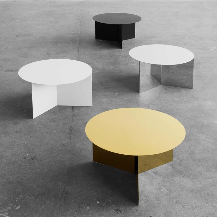 HAY - Slit Table XL disposée en arrangement à plusieurs
