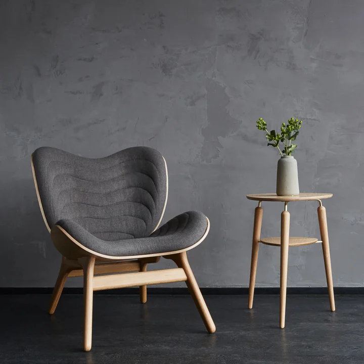 My Spot table d'appoint et A Conversation Piece Fauteuil de Umage