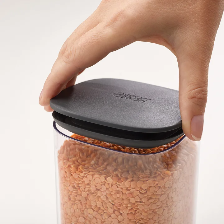 Récipient Podium par Joseph Joseph