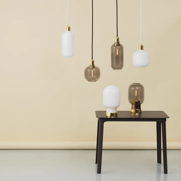 Le site Normann Copenhagen - Amp Suspension - en lampe de table ou en suspension