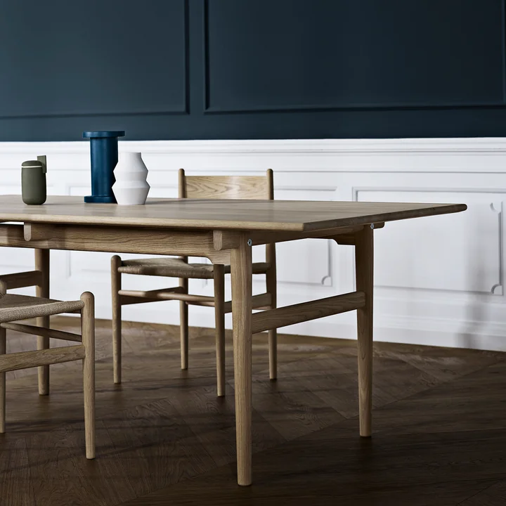 La table à manger CH327 de Carl Hansen