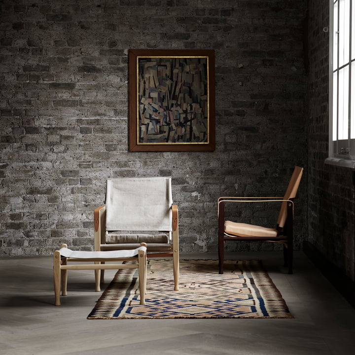 La Safari Chair KK47000 de Carl Hansen avec repose-pieds dans la pièce de vie