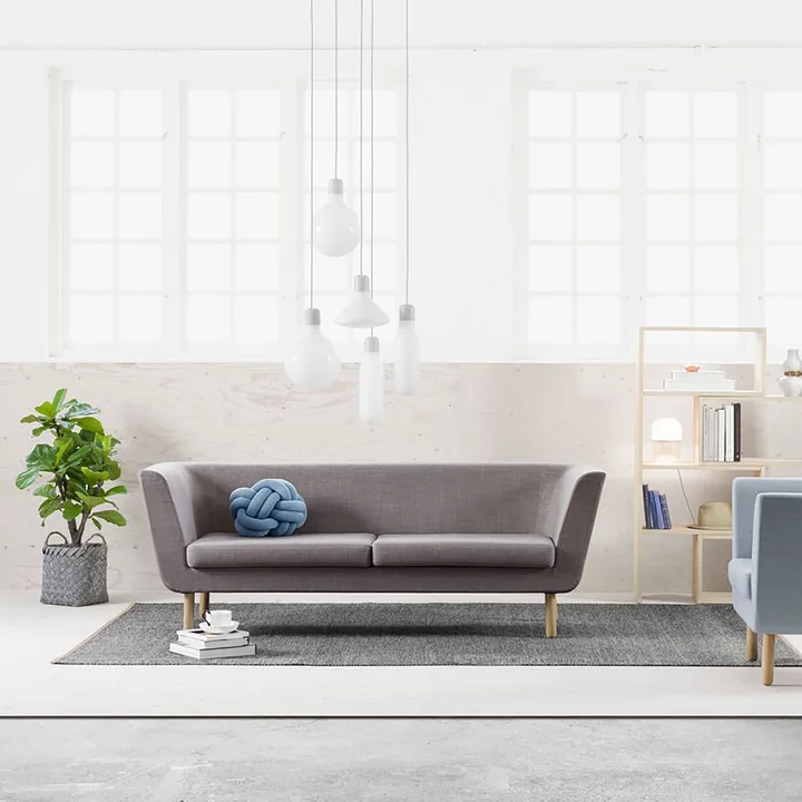 Le Björk tapis de Design House Stockholm dans le salon scandinave