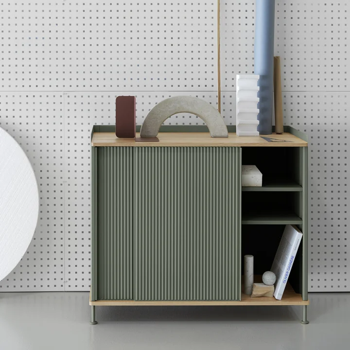 Sideboard Enfold haut par Muuto en chêne / Dusty vert