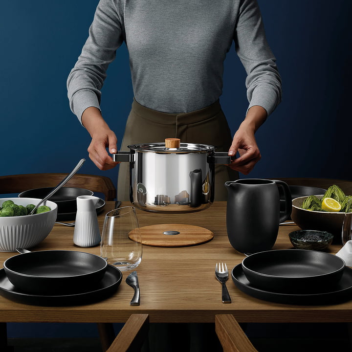 Nordic Kitchen Casserole en acier inoxydable, dessous de plat et théière