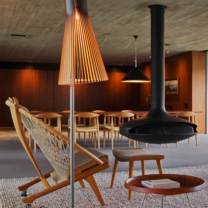 Lampadaire Secto 4210 de Secto en noyer