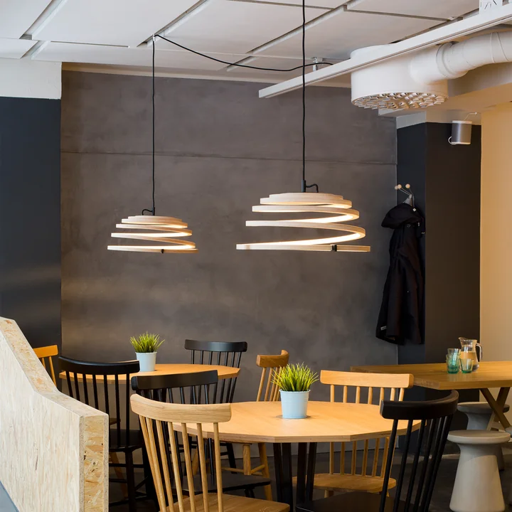 Aspiro 8000 luminaire suspendu LED Ø 50 cm de Secto en bouleau