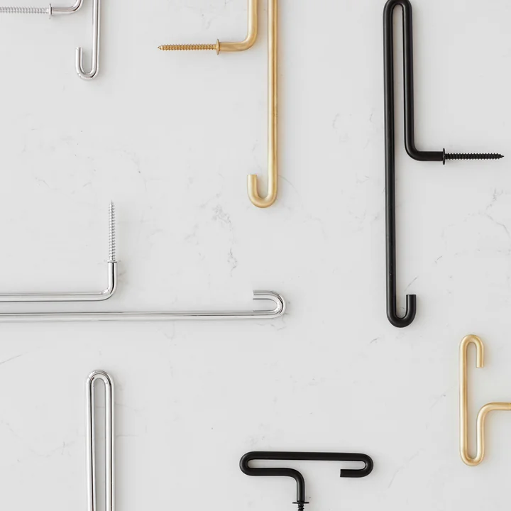 The Wall Hooks de Moebe en grand et petit