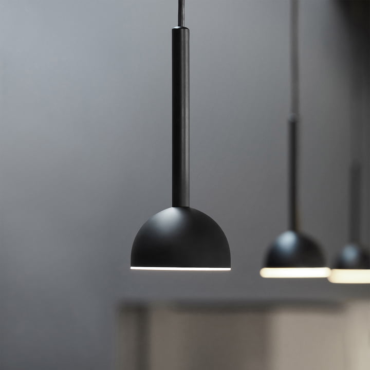 Blush Suspension à LED de Northern , Ø 9 x H 22 cm en noir suspendue en ligne