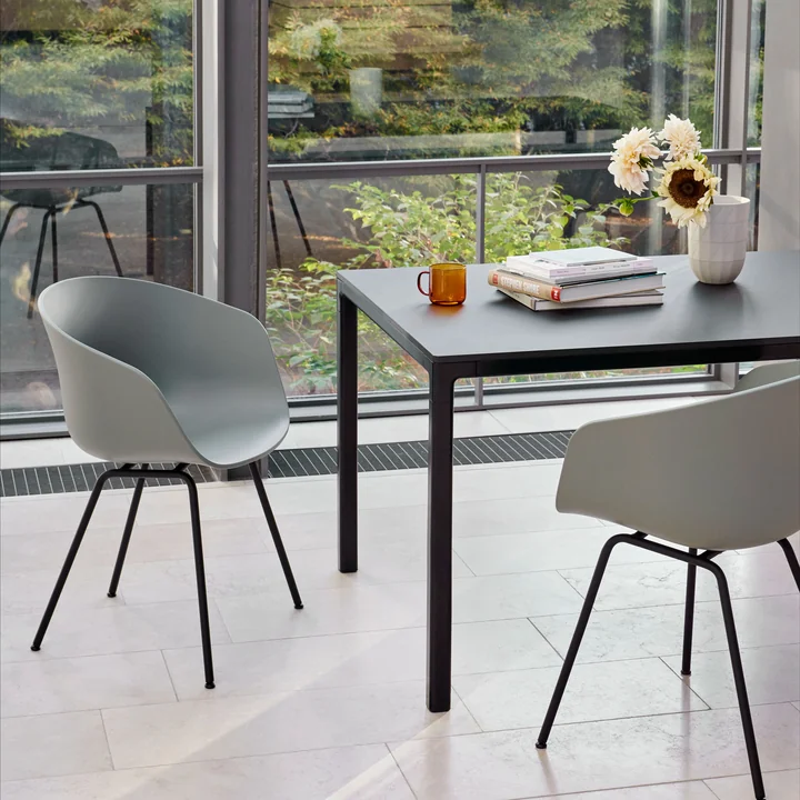 About A Chair AAC 26 de HAY