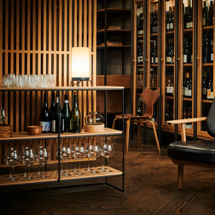 Planner Étagère et lampe de table PM02 de Fritz Hansen