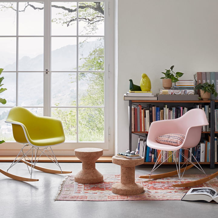 Eames Plastic Armchair RAR de Vitra