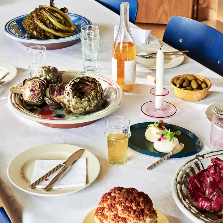 Flare Porte-bougies de HAY sur la table dressée