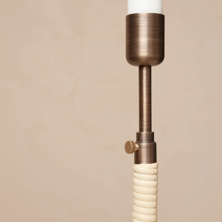 Duca bougeoir, laiton bruni de Audo en détail