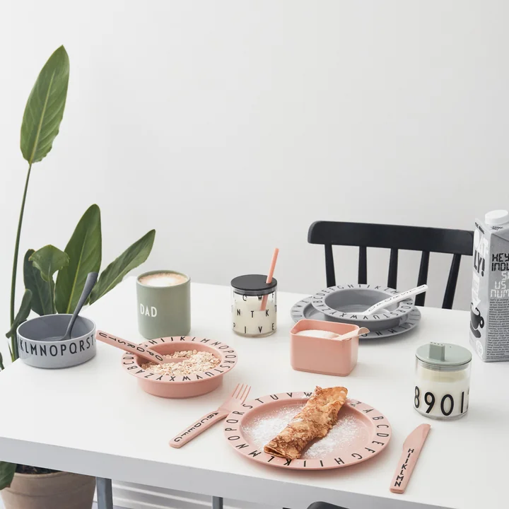 Verres à boire, gobelets et couverts de Design Letters