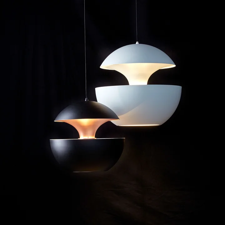 Voici la lampe pendentif Sun de DCW en différentes couleurs et tailles.