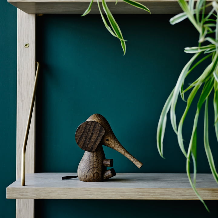 Gunnar Flørning Baby Elephant figure en bois H 11 cm par Lucie Kaas fumé en chêne.