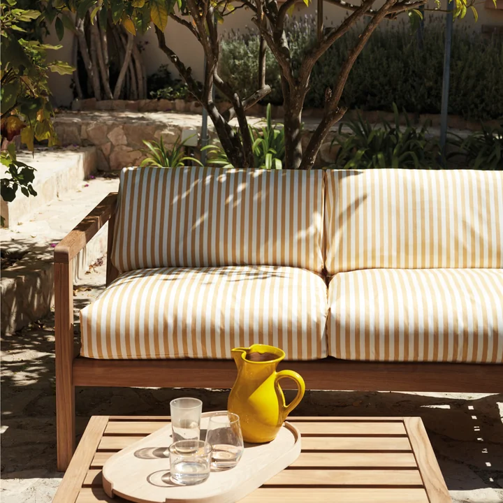 Virkelyst Canapé 2 places de Skagerak en teck / jaune d'or (édition limitée)