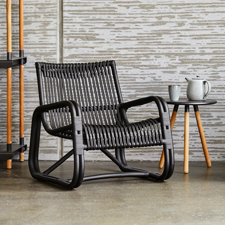 Curve Chaise longue Indoor, noire par Cane-line