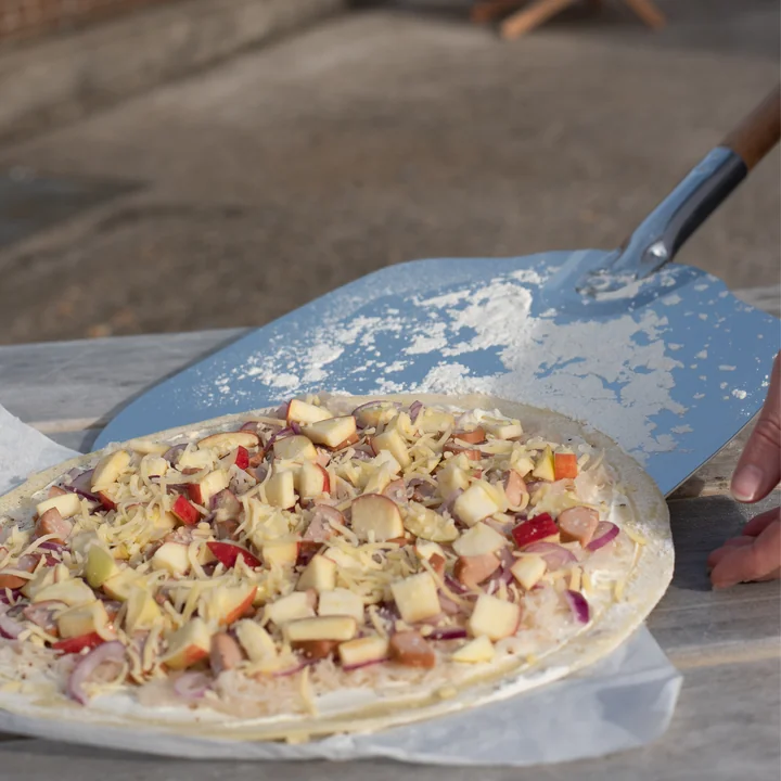 Pelle à pizza Weltevree en aluminium / pin