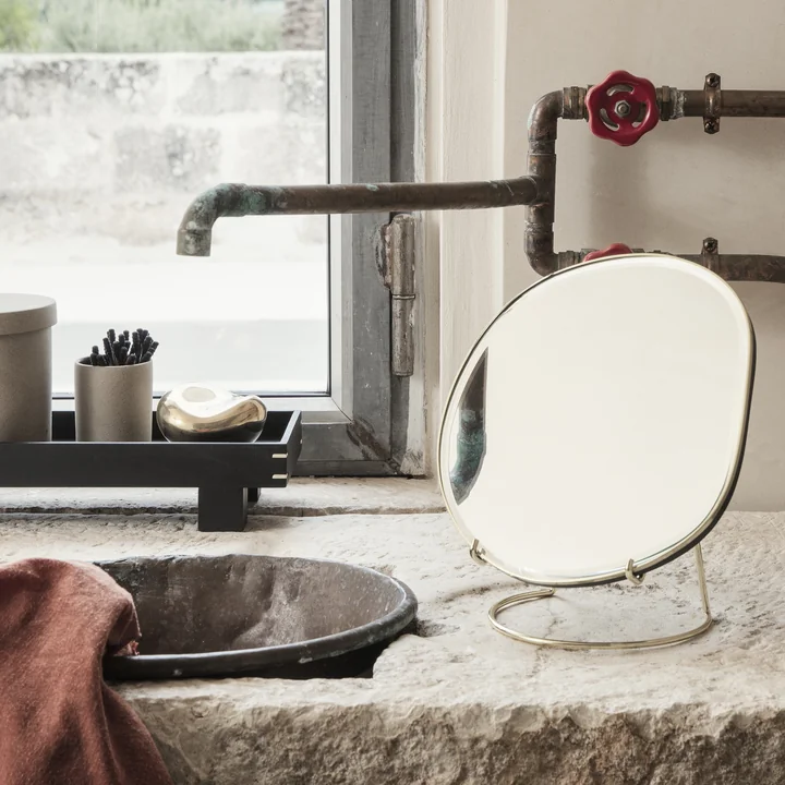 Pond Miroir de table et accessoires bon Boîte de rangement par Ferm Living