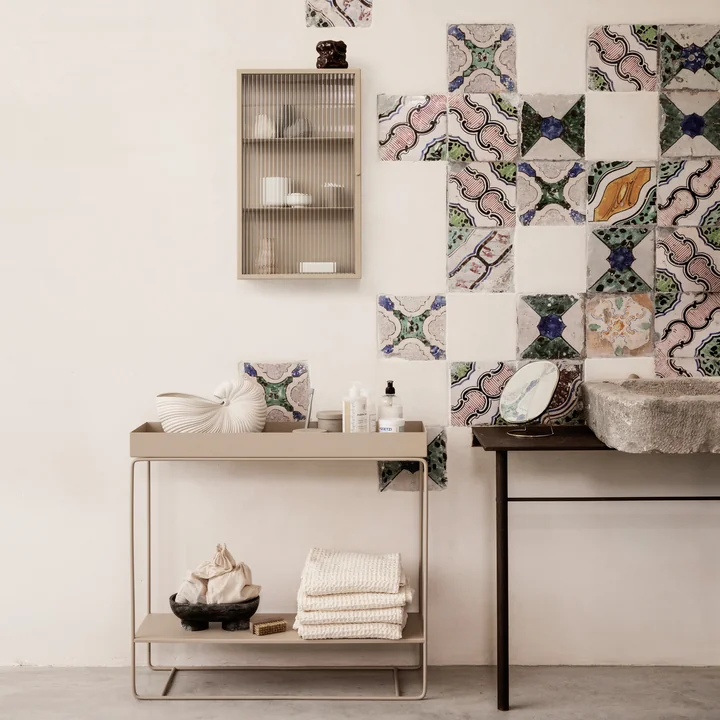 Bougie parfumée Tuck et Haze Armoire murale de Ferm Living