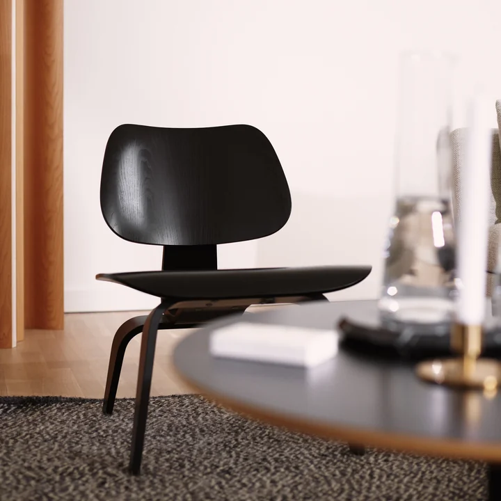 Vitra - Plywood Group LCW, noir