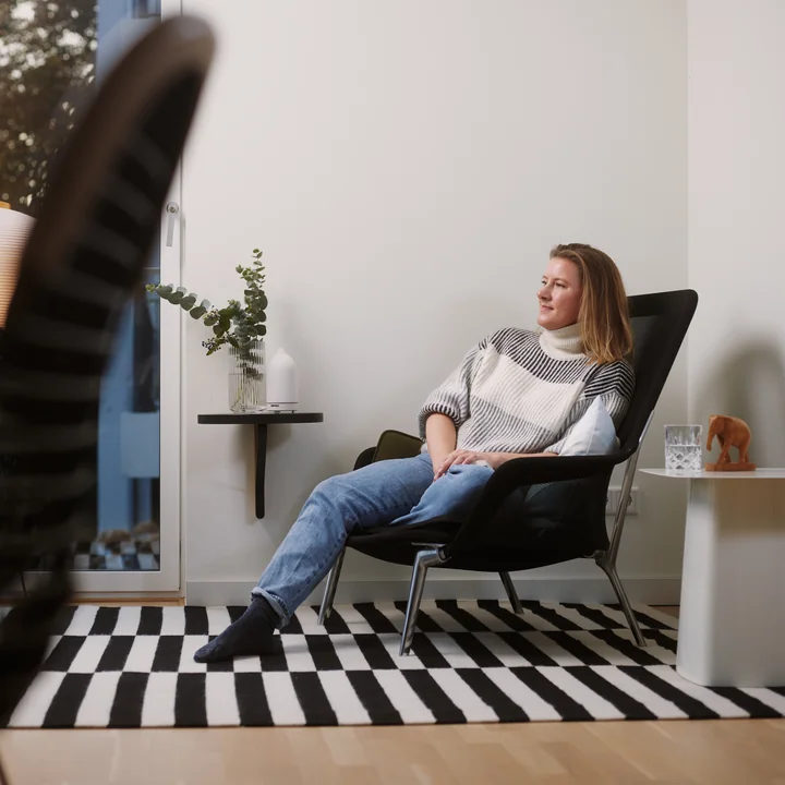 Vitra - Slow Chair & Ottoman, noir