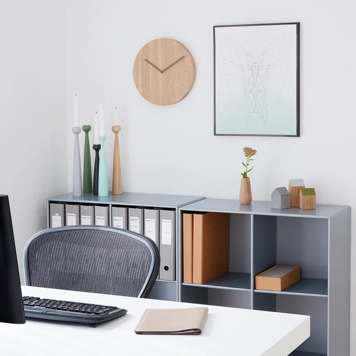 Blossom bougeoir de applicata sur le sideboard