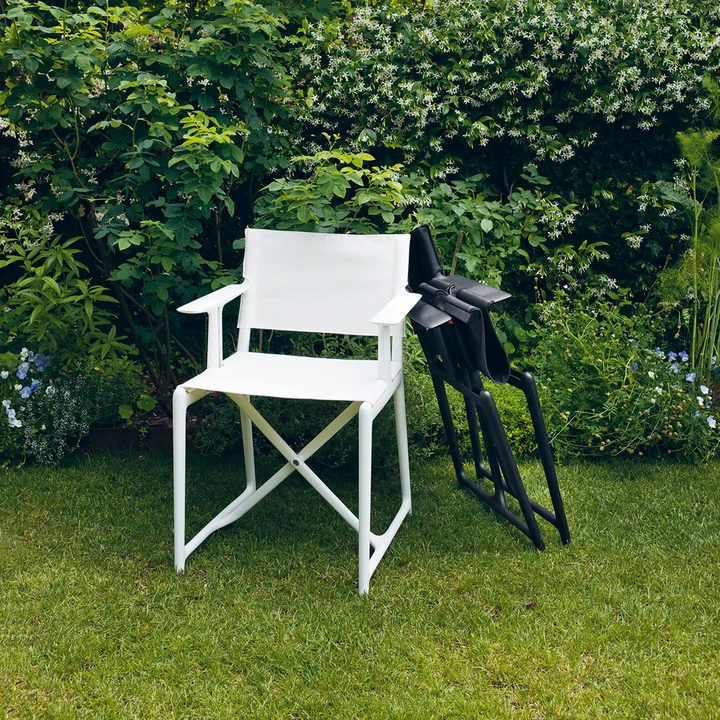 Stanley la chaise Magis du réalisateur en noir et blanc