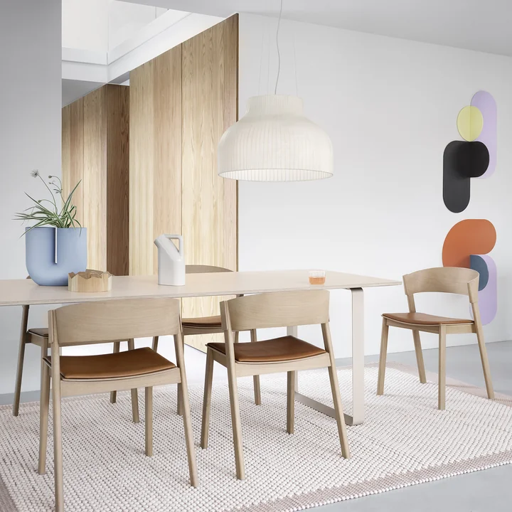 Cover Chaise d'appoint Muuto en chêne / cognac