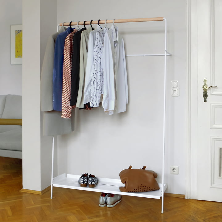 Armoire penchée Meta, blanc / frêne par vonbox