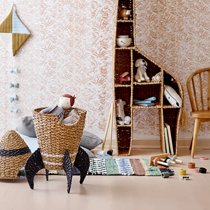 Le panier d'algues Cosmina de Bloomingville est prêt dans la pépinière - prêt à décoller!