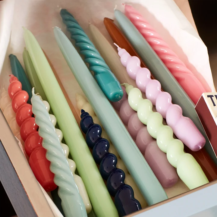 Spiral Bougies H 19 cm - Conical Bougies H 33 cm de HAY.