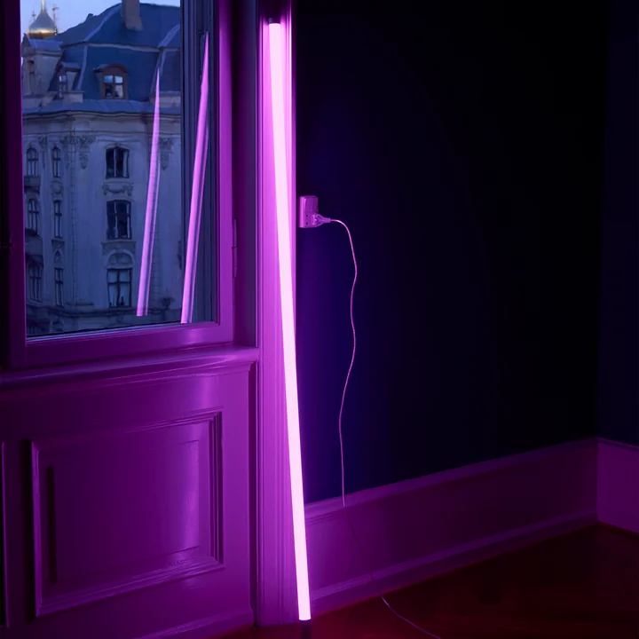 Bâton lumineux Neon LED de HAY.