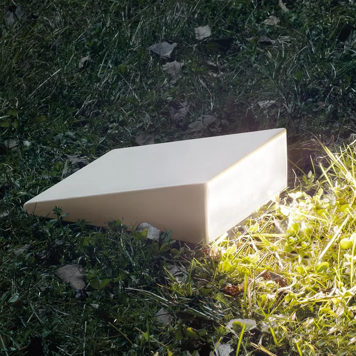 Applique murale d'extérieur LED Cuneo, gris / blanc - Artemide