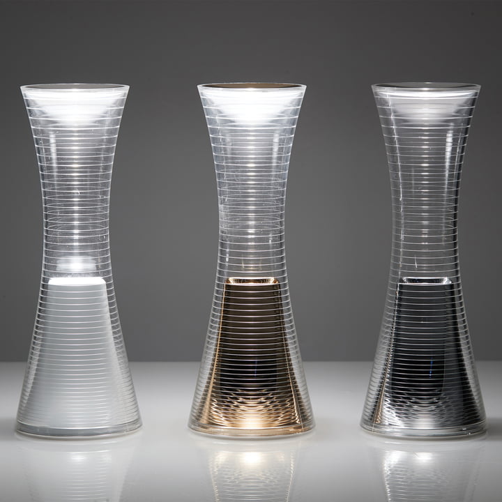 La lampe de table LED Come Together Akku de Artemide dans ses différentes versions