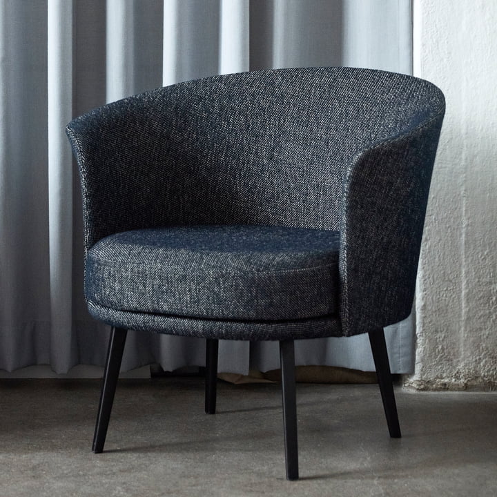 Le fauteuil Dorso, acier peint par poudrage, fairway bleu foncé (308-288) de Hay apporte de l'élégance à votre intérieur