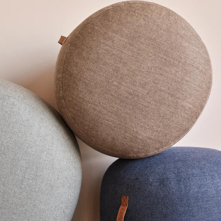 Les poufs dans le design scandinave