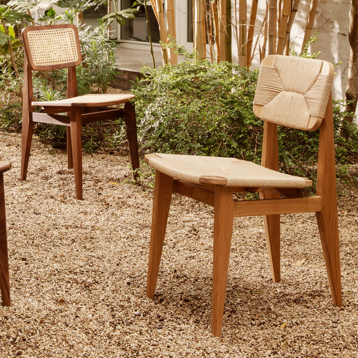 Chaise en bois intemporelle avec assise en cordons de papier