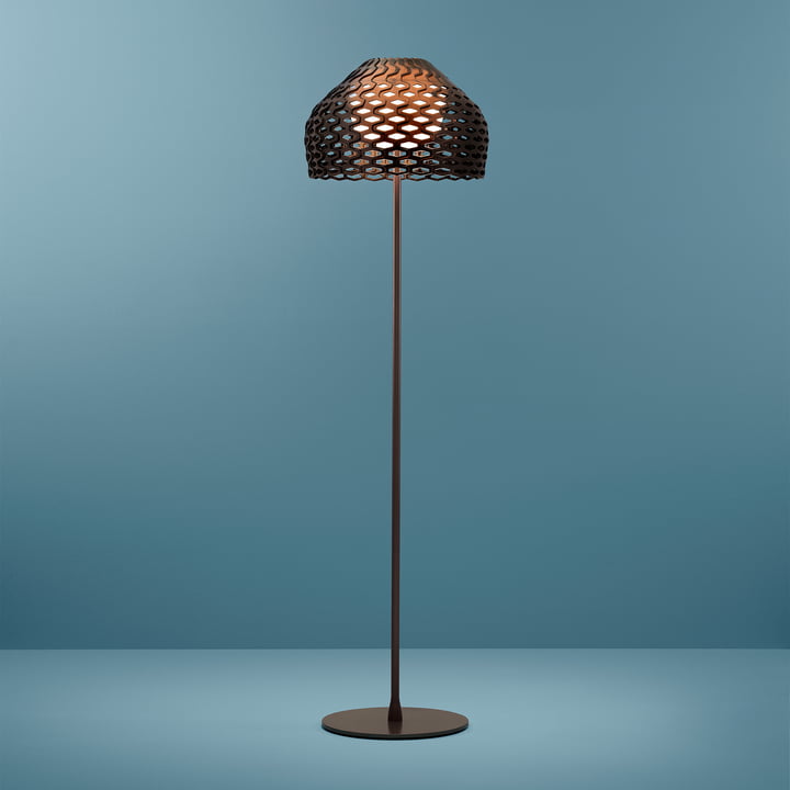 Le lampadaire Tatou de Flos est inspiré des boucliers et des armures